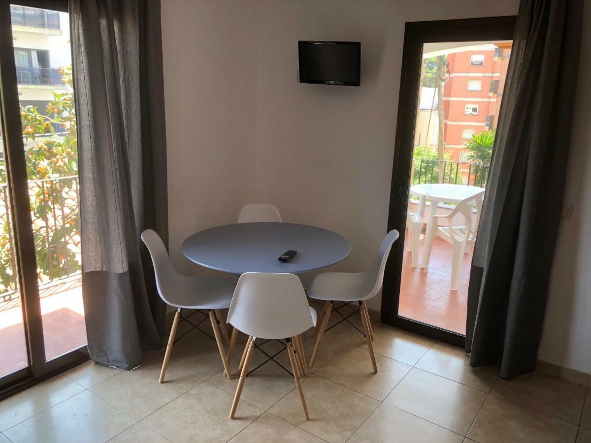 Apartamentos Ar Caribe Lloret de Mar Exteriér fotografie